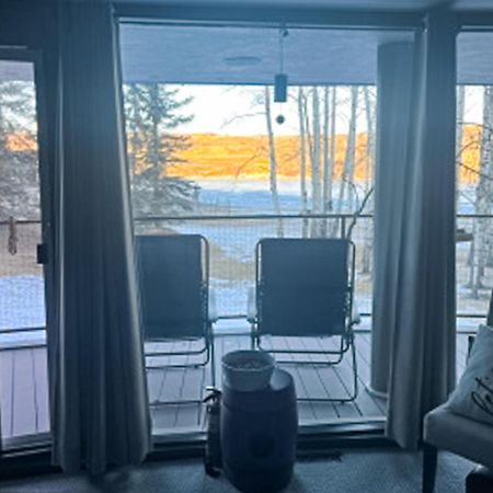 Roundhouse Grotto Bed and Breakfast YYC Exterior foto