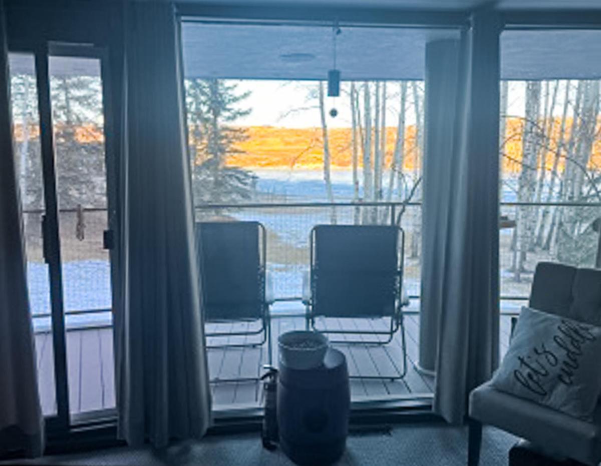 Roundhouse Grotto Bed and Breakfast YYC Exterior foto