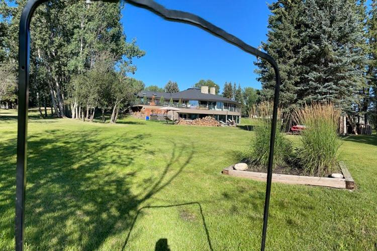Roundhouse Grotto Bed and Breakfast YYC Exterior foto